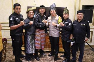 Kapolresta Pekanbaru Melakukan Kunjungan Kerja LAMR  dalam  Rangka Menciptakan Pemilu Aman dan Damai